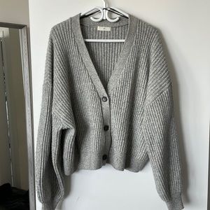 Ribbed long sleeve cardigan